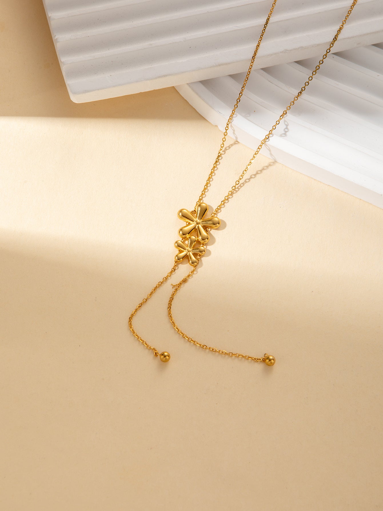 Wholesale titanium steel necklace gold luxury creative bow necklace