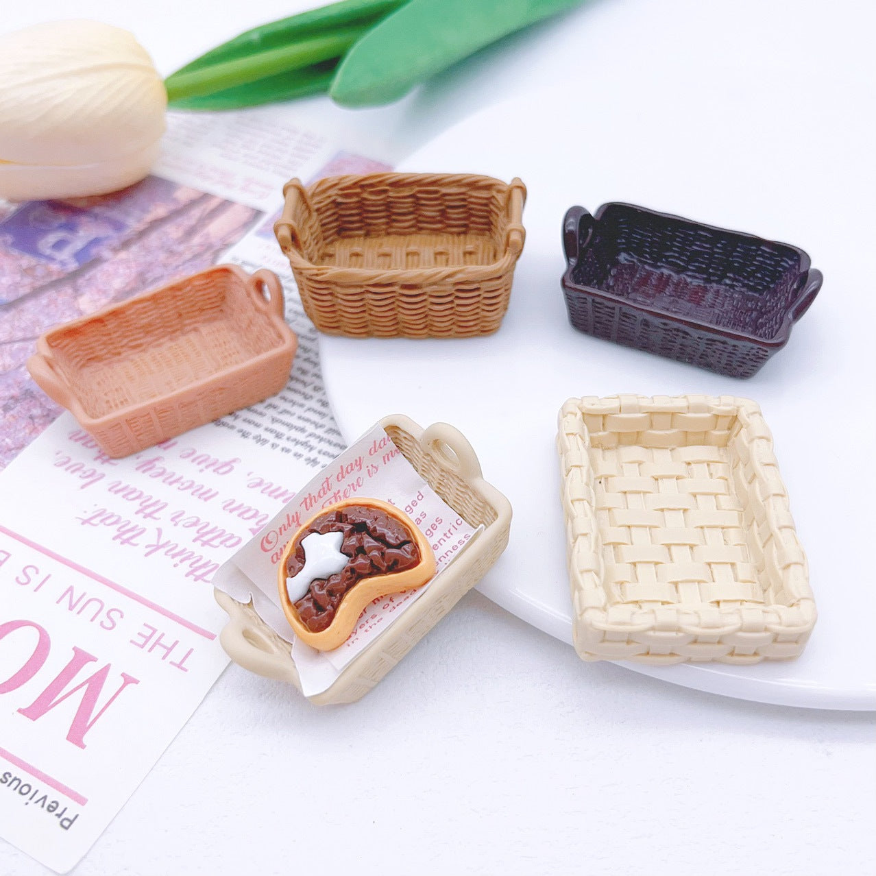 Wholesale 10pcs Simulation Bread Basket Resin Doll Accessories