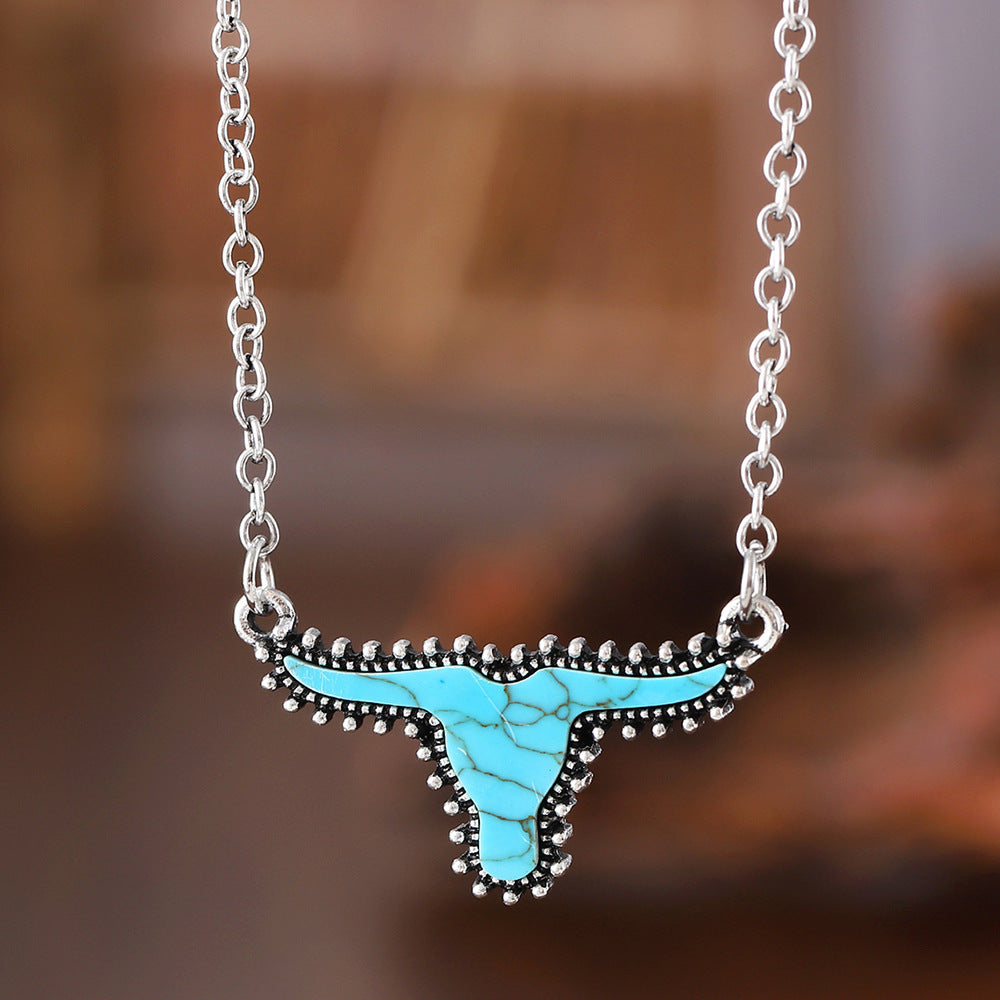 Wholesale Retro turquoise bull head necklace