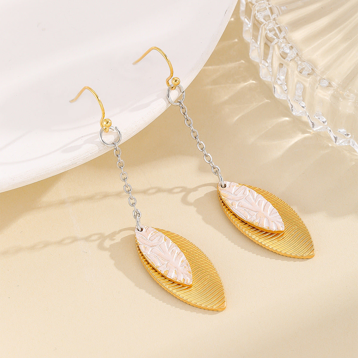 Wholesale Long Leaf Alloy Earrings