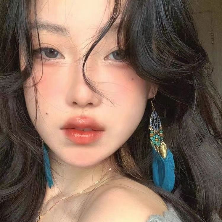 Wholesale Ethnic style super fairy high-end feather earrings