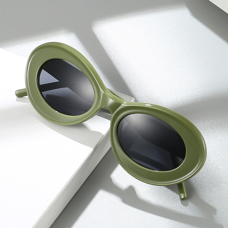 Wholesale Cat-eye Fashion Oval Versatile Maca Color Sunglasses