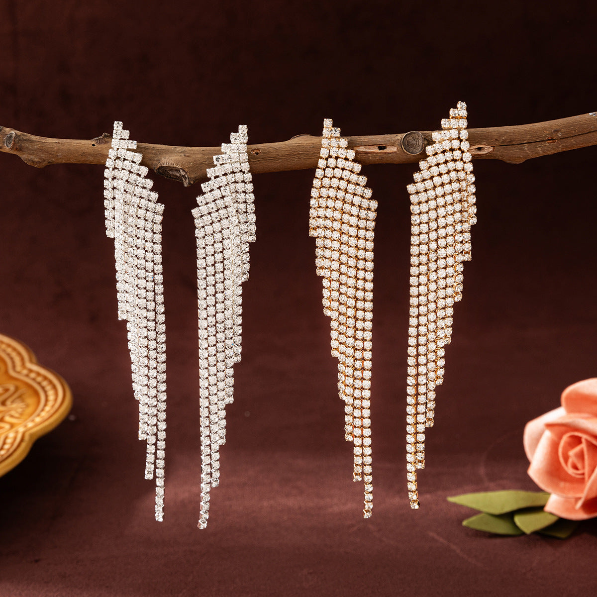 Wholesale Fashion Diamond-encrusted Women's Earrings Valentine's Day for Girlfriend Light Luxury High-end Earrings