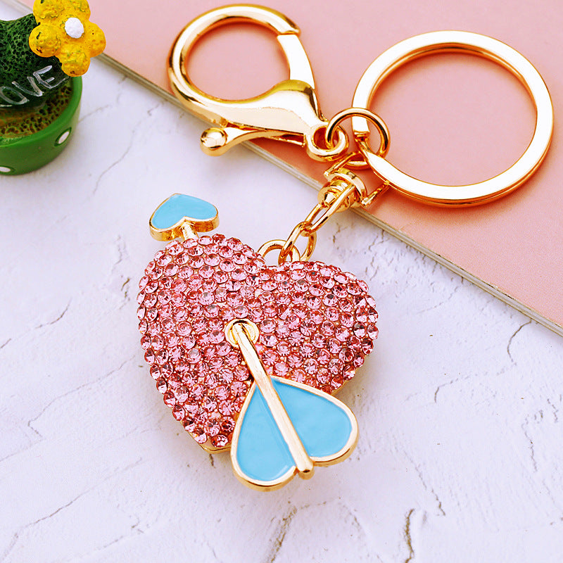 Wholesale Diamond-encrusted One-arrow Heart-piercing Love  Metal  Keychain