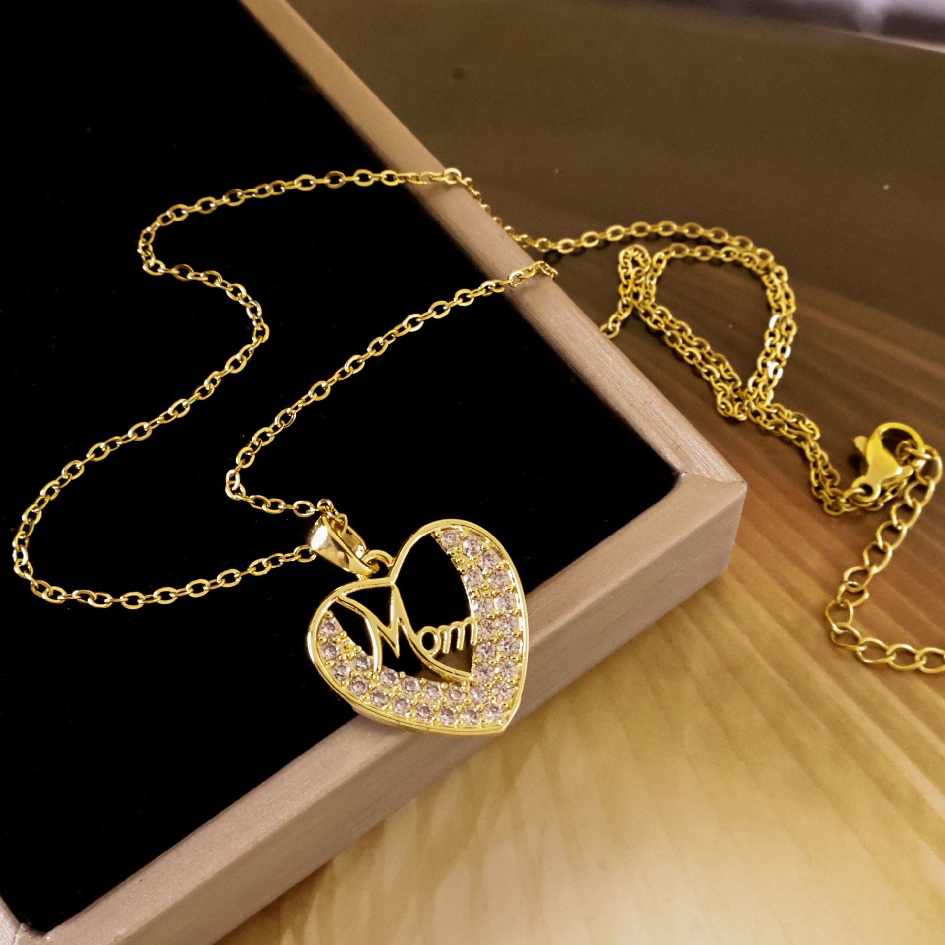 Wholesale Titanium Steel Heart Necklace