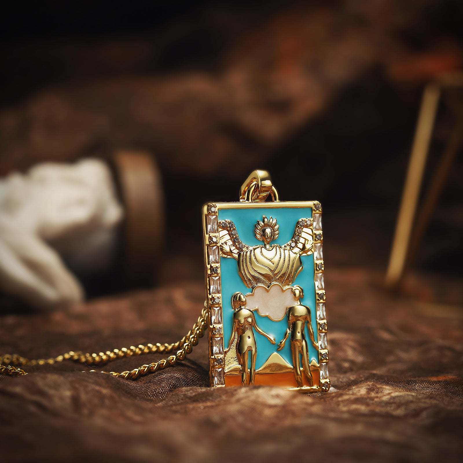 Wholesale Retro Oil Dripping Tarot Card Necklace Star Moon Sun Alloy Necklaces