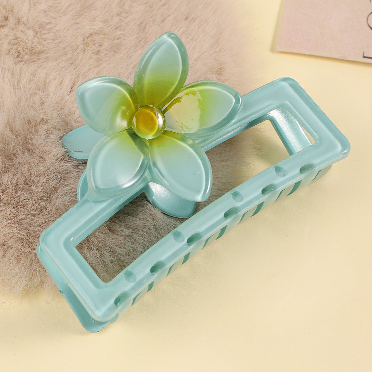 Wholesale Summer New Style Square Frangipani Hair Clip