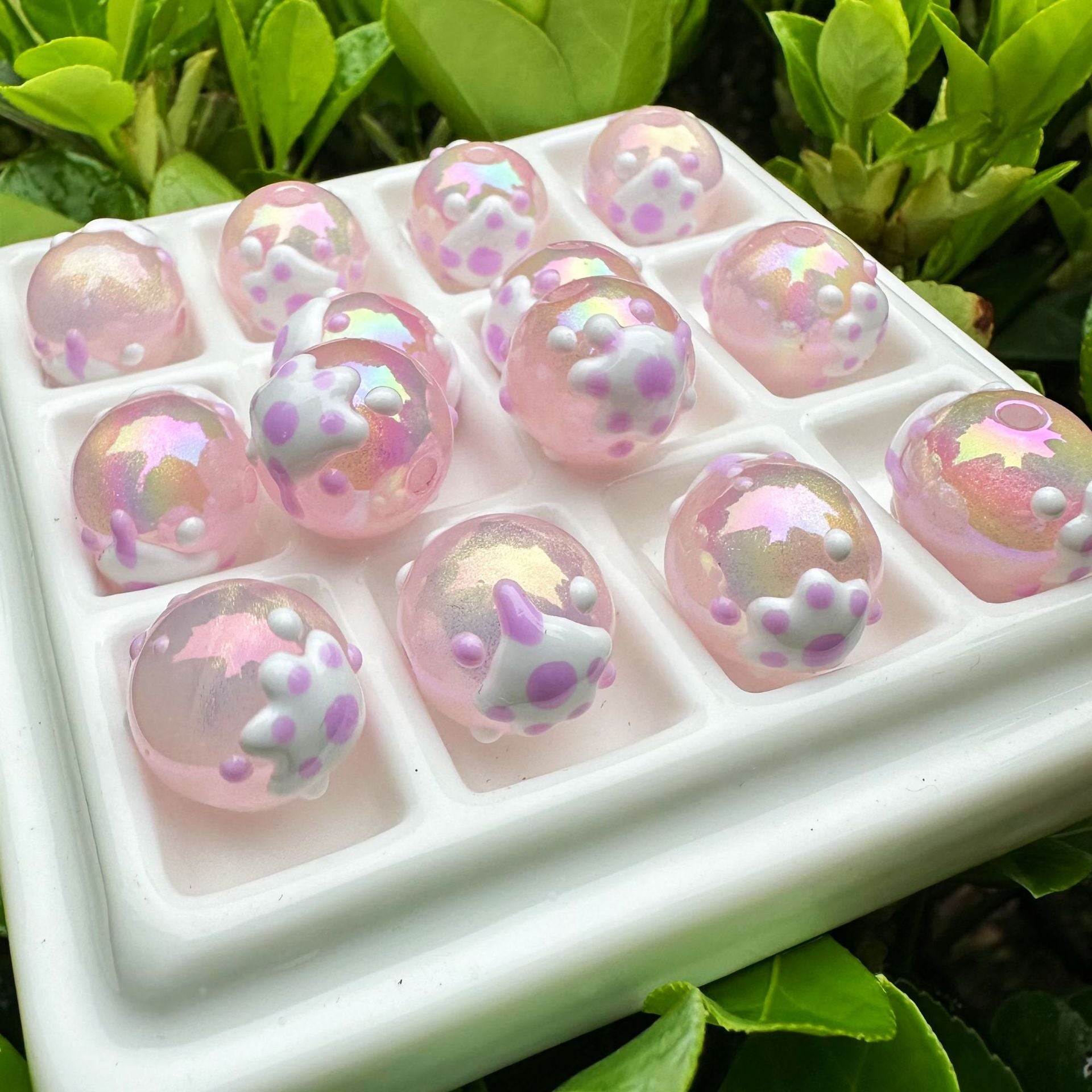 Wholesale 10PCS Cat Claw Hand Painted Beads Gold Powder Acrylic Beads Handmade DIY Beads