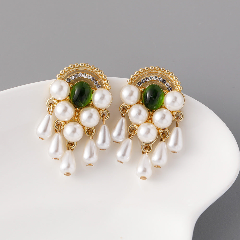 Wholesale Vintage Pearl Zinc Alloy Earrings