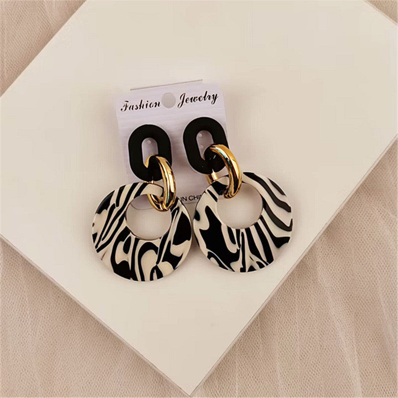 Wholesale Geometric Leopard Print Circle Acrylic Earrings
