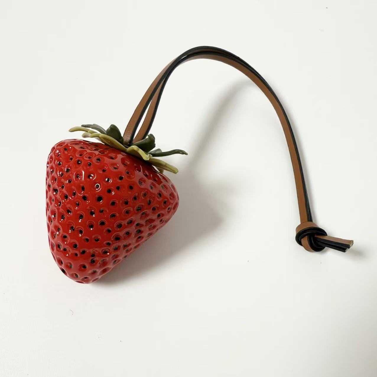 Wholesale Strawberry 3D Resin Cute Phone Lanyard Keychain