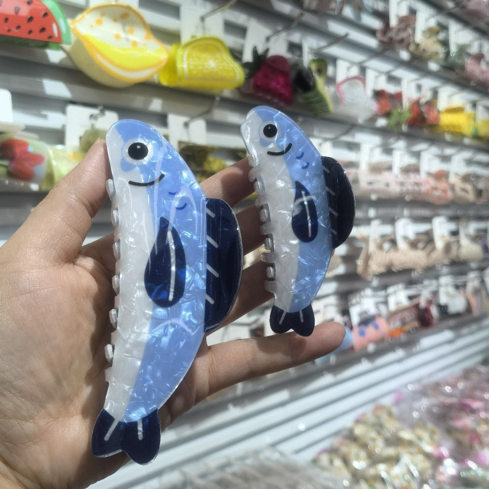 Wholesale Spray Painted PVC Sardine Fish Hair Clip Everyday Styling Women S Boutique Hair Accessory