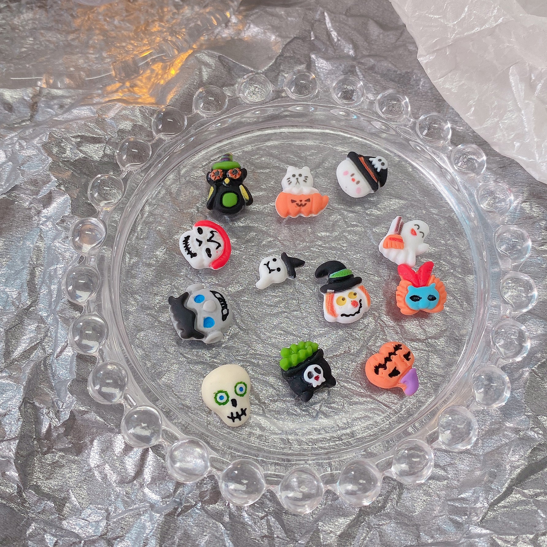 Wholesale 10PCS/Pack Halloween Little Ghost Pumpkin Resin Nail Decoration