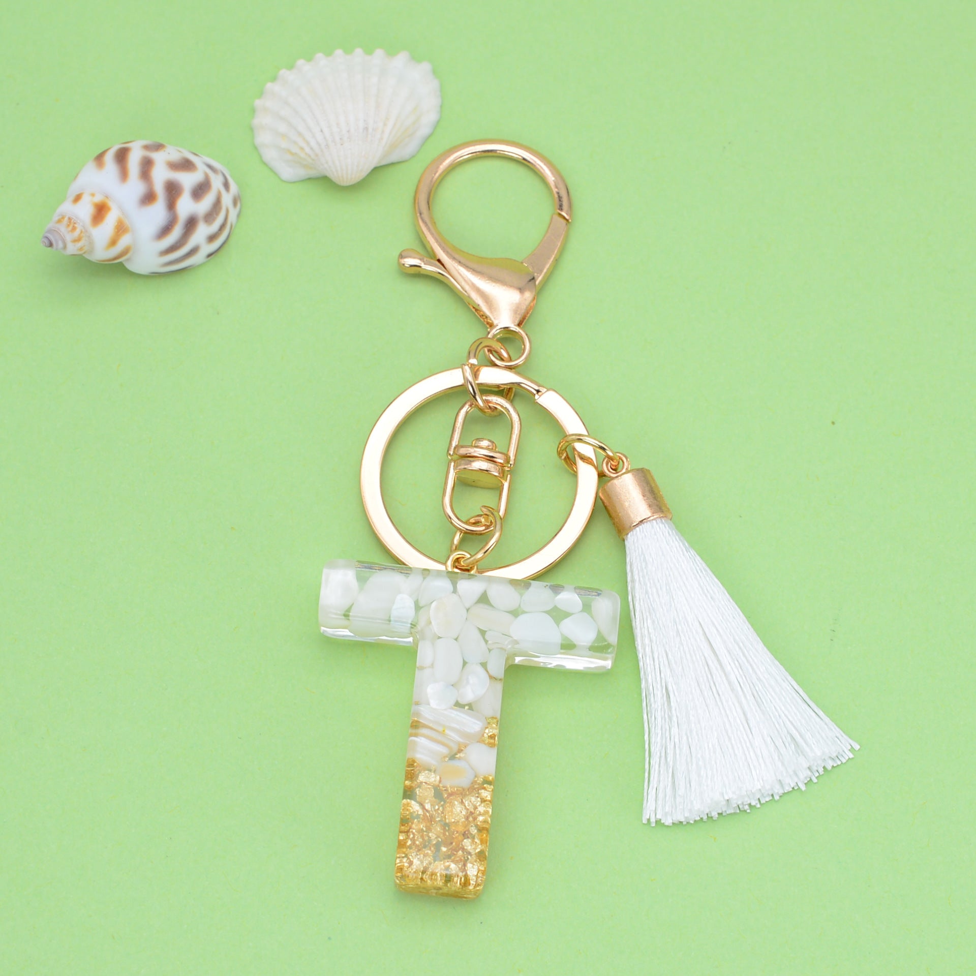 Wholesale White Tassel 26 Letter Crystal Resin Keychain