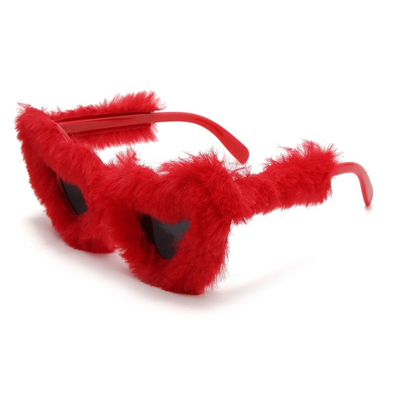 Wholesale new fashion glasses plush lovely sunglasses peach heart ball party funny heart sunglasses