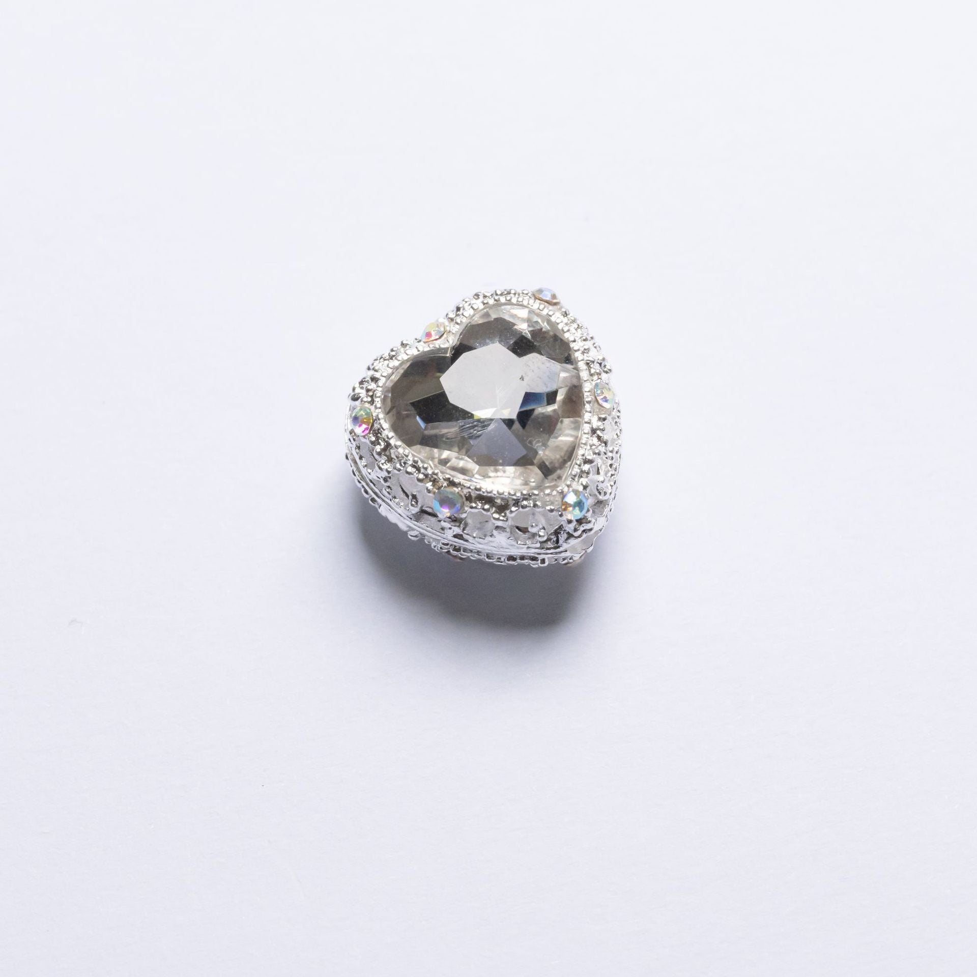 Wholesale 20pcs Alloy Crystal Western Princess Series Straight Hole Multi-color Optional Aperture 2.0mm Diy Mobile Phone Chain Bag Chain Pen