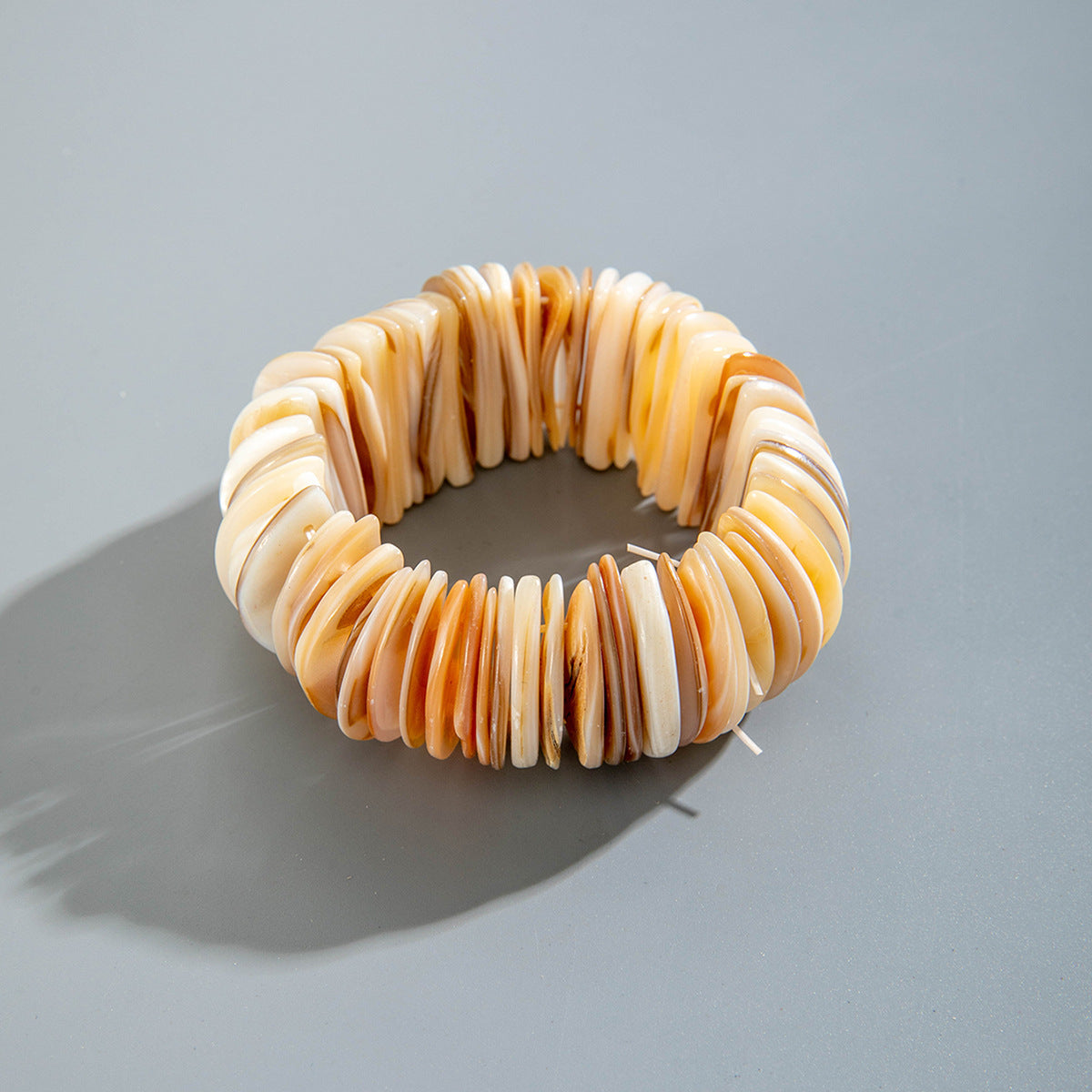 Wholesale Bohemian fresh and versatile beach style natural shell bracelet