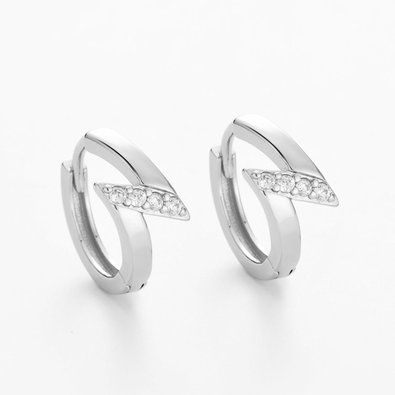 Wholesale Diamond lightning bolt earrings for women.