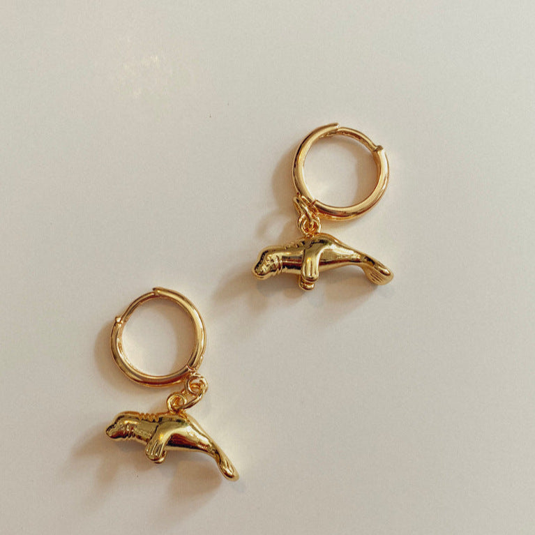 Wholesale Simple Small Gold Fashionable Animal Series Earrings