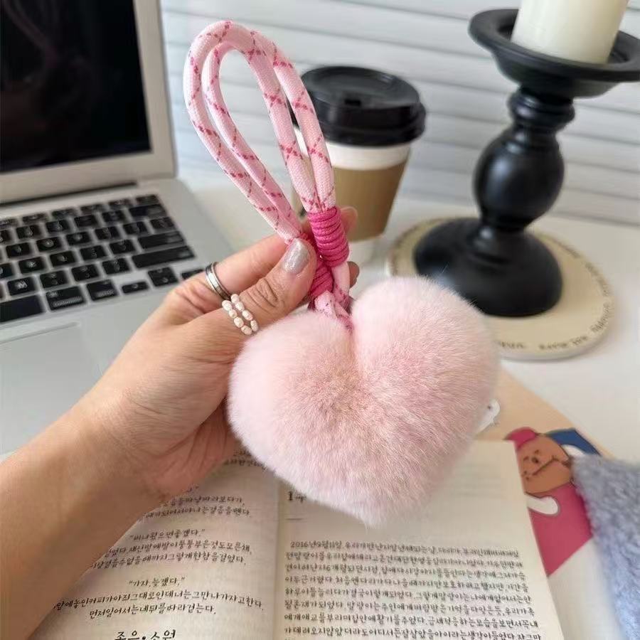 Wholesale Cute Rex Rabbit Fur Pom-Pom Heart-Shaped Car Keychain