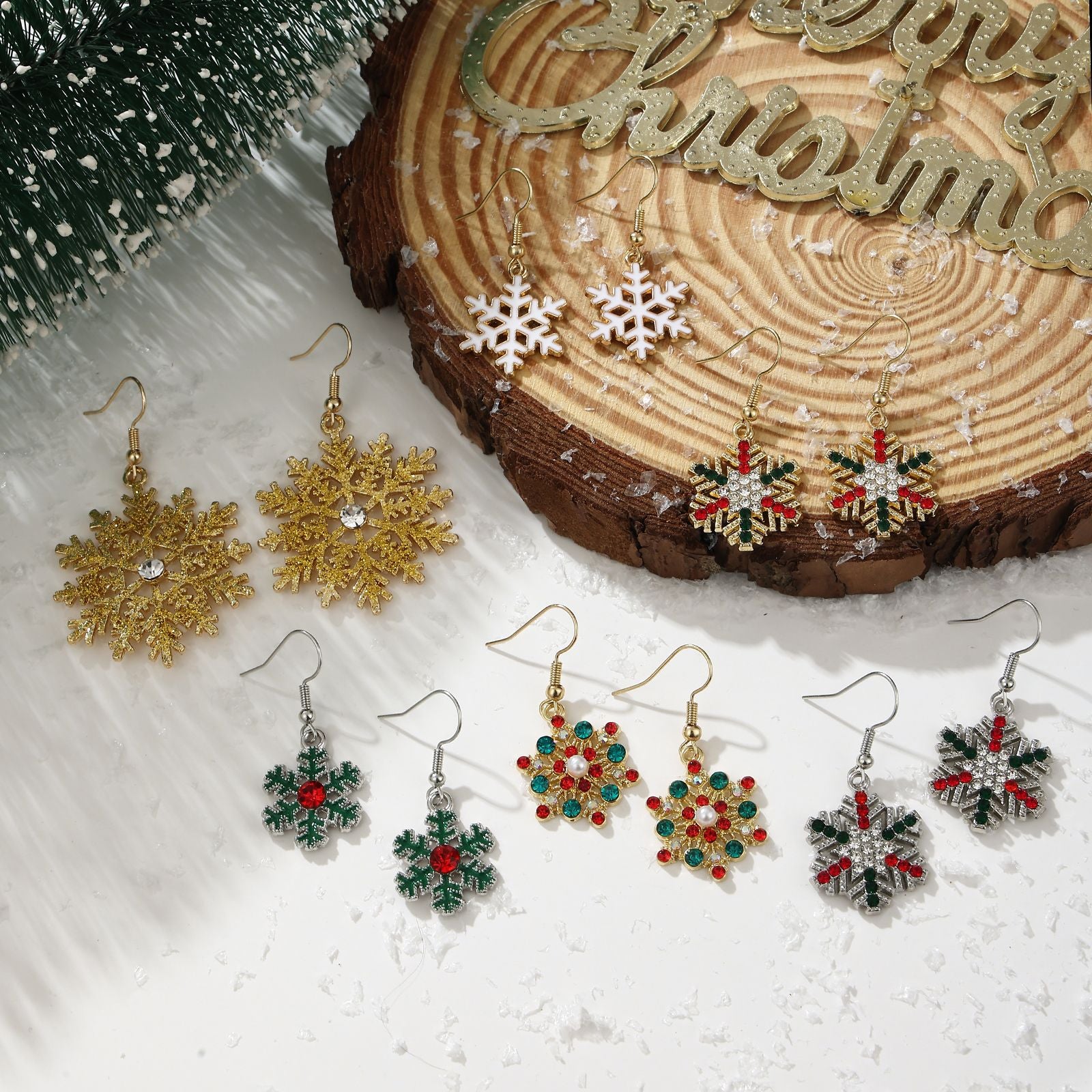 Wholesale Chic Christmas Snowflake Earrings For Women Zinc Alloy Rhinestone Fashion Jewelry Party Gift
