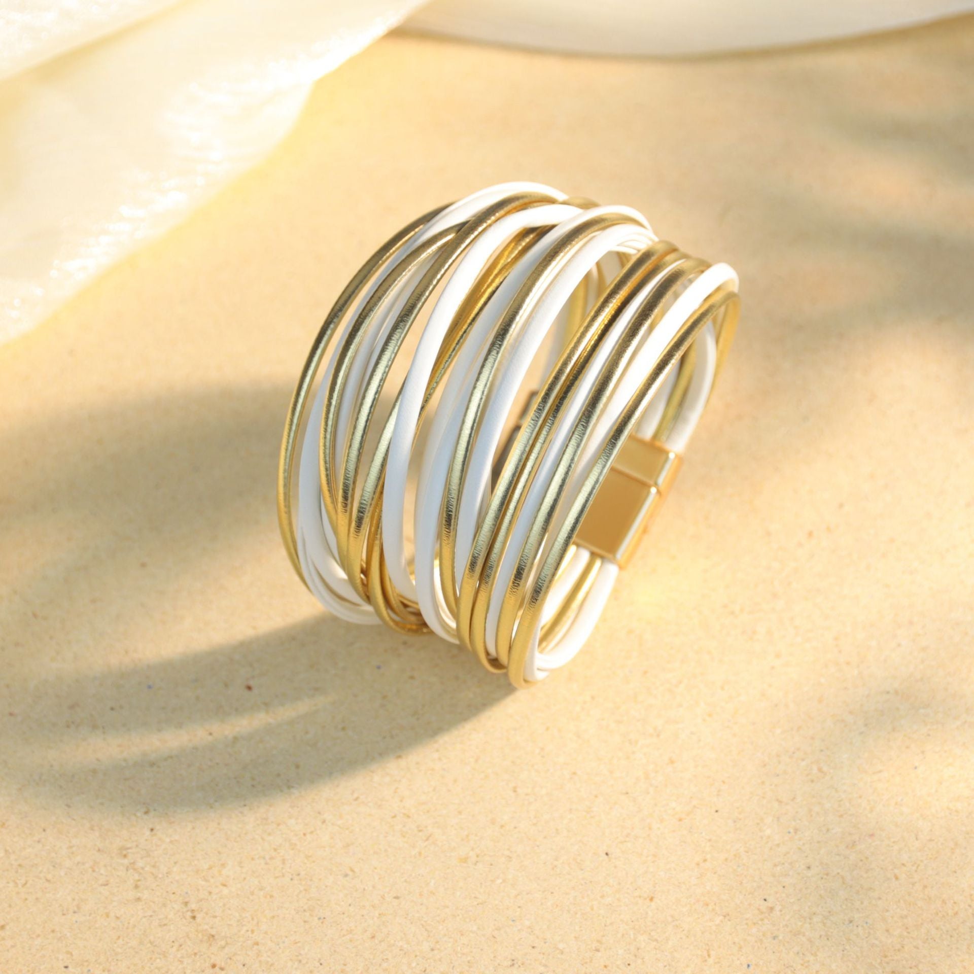 Wholesale Multi-layered gradient color-blocking magnetic clasp Layered Bracelet Set