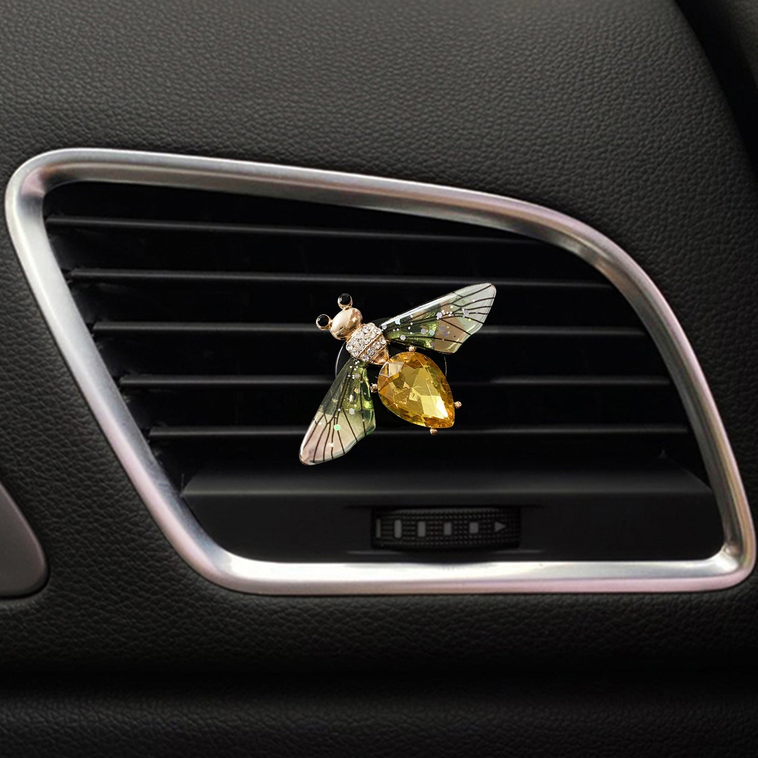 Wholesale metal butterfly dragonfly car perfume clip bee car air conditioning outlet fragrant decorative clip