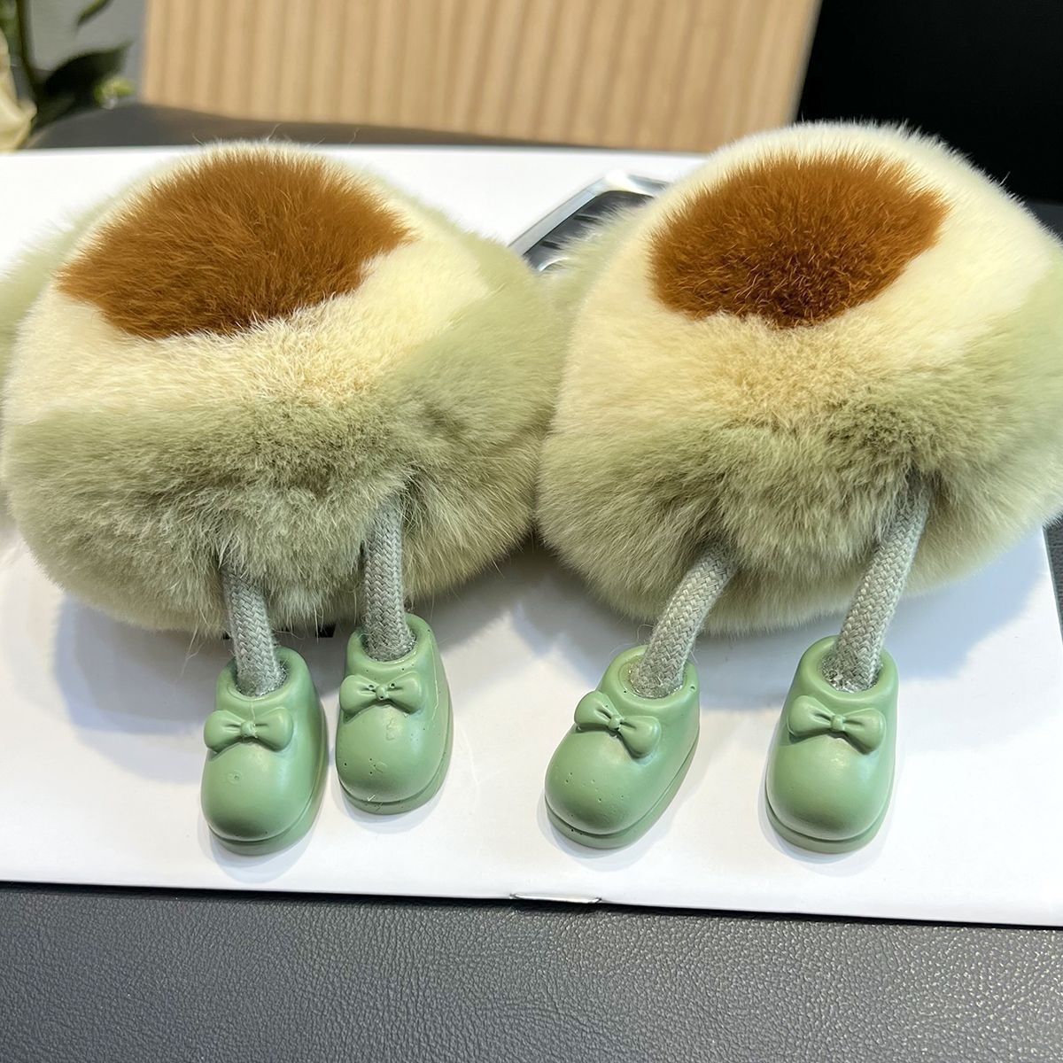 Wholesale Wholesale eco-friendly plush pendant avocado cute school bag keychain