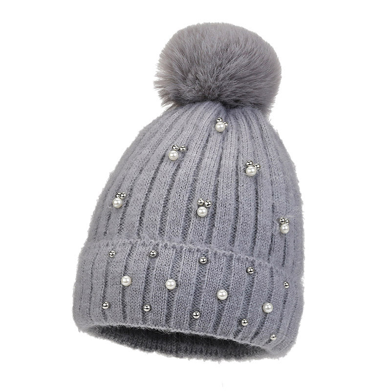 Wholesale Plush and Thick Insulation Knitted Hats with Diamond Wool Hats