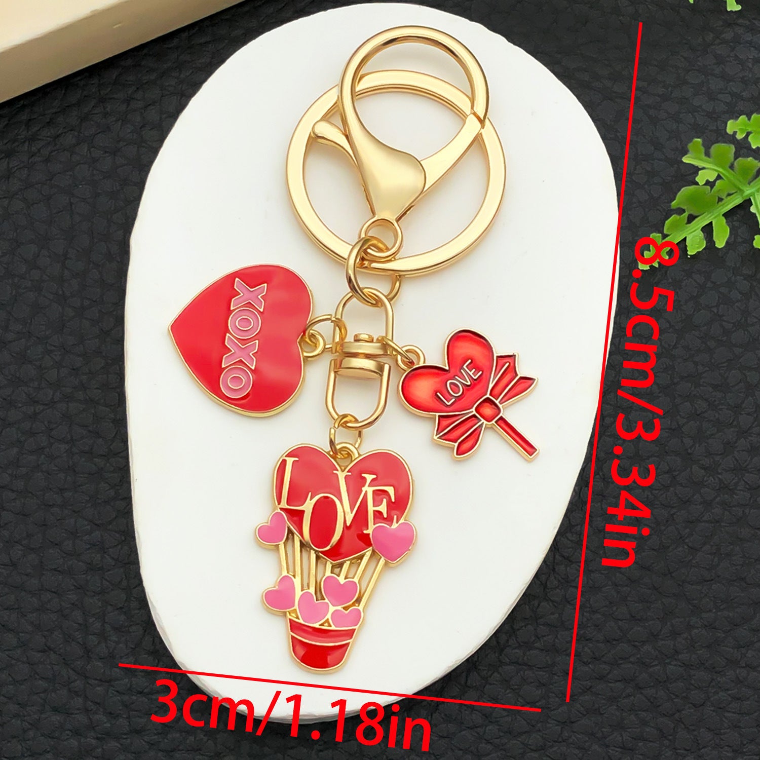 Wholesale Valentine' s Day Oil Dripping Red Sprinkled Gold  Keychain