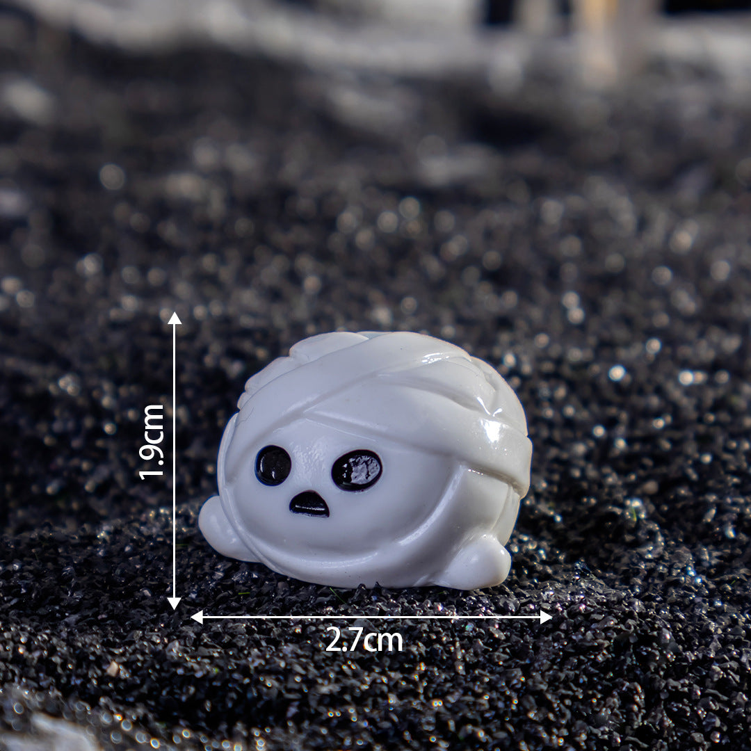 Wholesale Horror  Glow-in-the-Dark Resin Ornament Decorative Accent for DIY Jewelry or Gift Resale