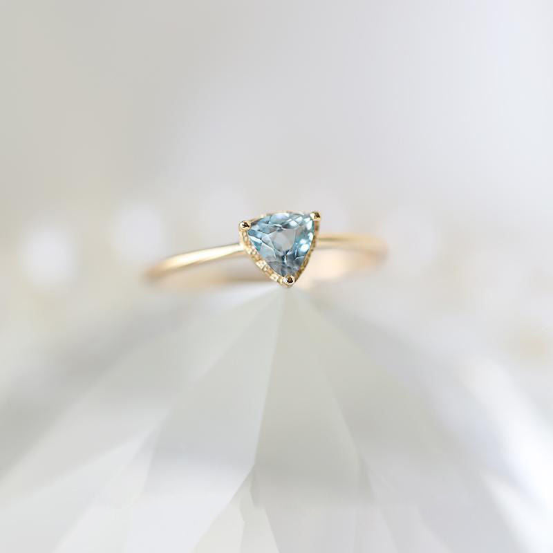 Wholesale Anti-blue Topaz Triangle Cut Gold Plated Loose Ring