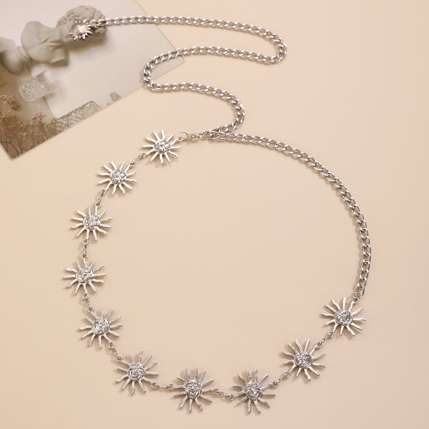 Wholesale Bohemian Ocean Style Metal Waist Chain For Women Starfish Heart Butterfly Charm Ancient Silver Finish Chic Dress Accessory