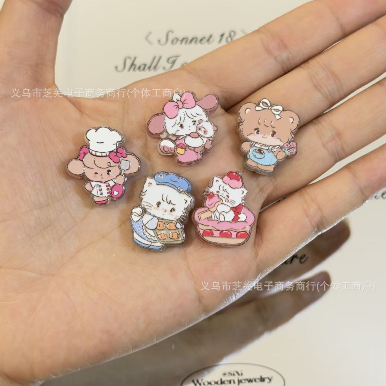 Wholesale 10pcs baking bread cartoon cat relief acrylic beads OLY Exclusive
