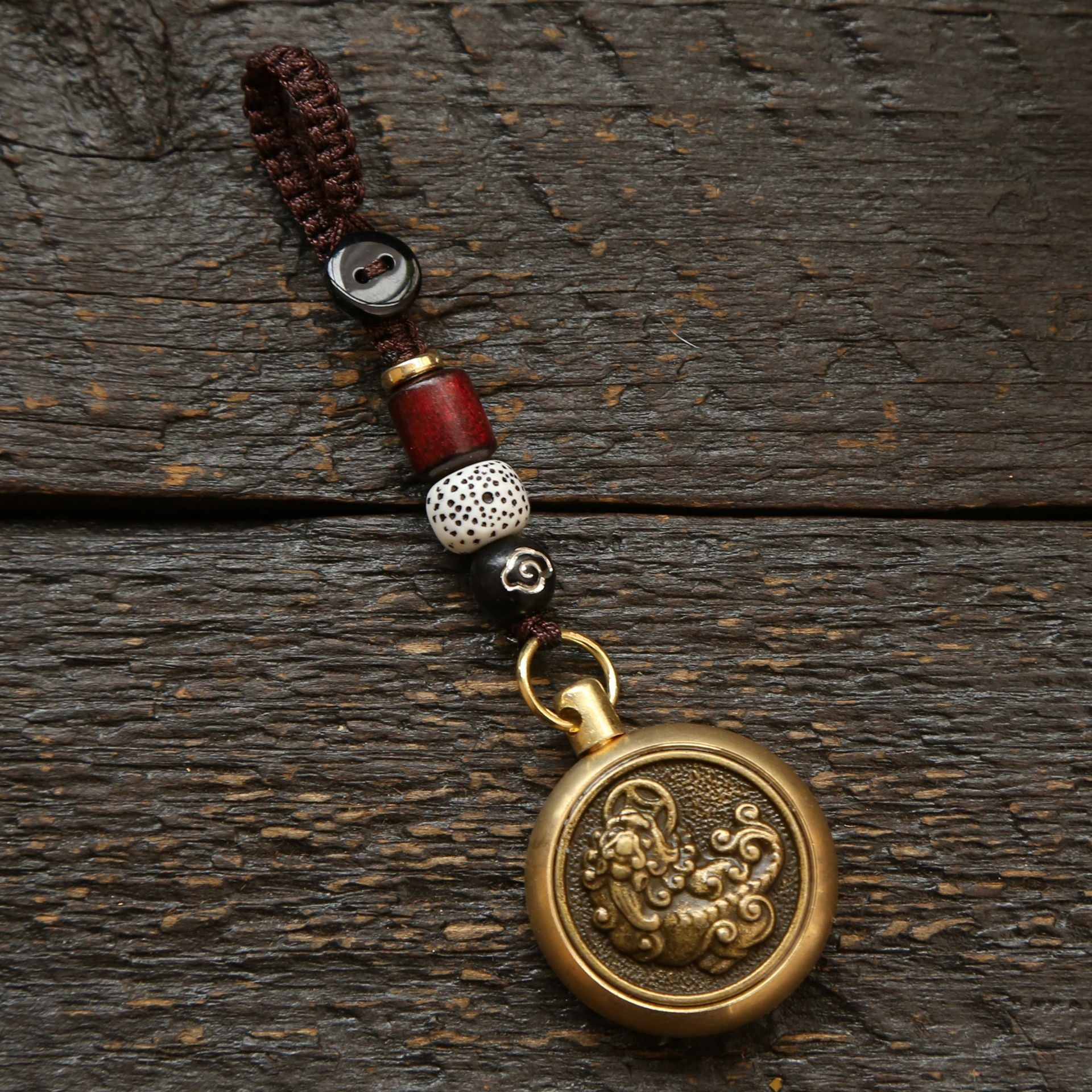 Wholesale Brass Pixiu Transfer to Five Emperors Money Weaving Rope Keychain