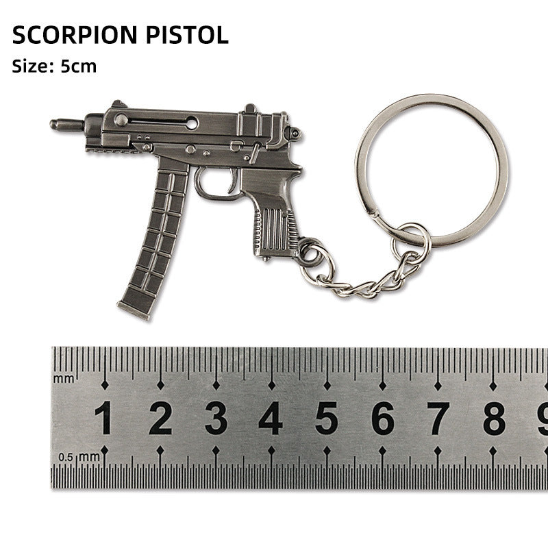 Wholesale Mini Metal Gun Model Keychain P90 S686 Dp-28 Alloy Pendant Small Decorative Toy Office Culture Metal Crafts
