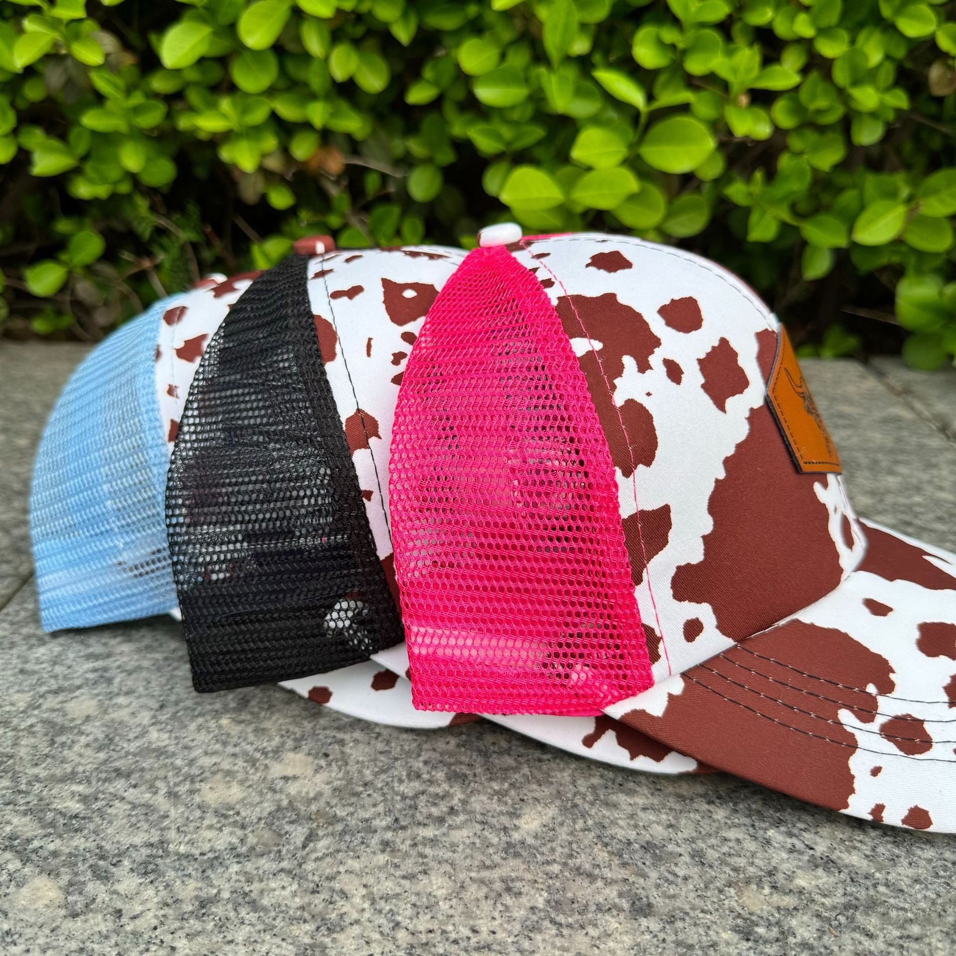Wholesale Cowhide Leather Label Breathable Mesh Outdoor Travel Sun Protection Cap