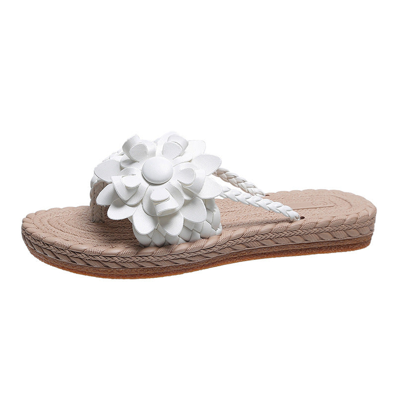 Wholesale summer new flower soft bottom plus size women's one word outdoor beach sandals