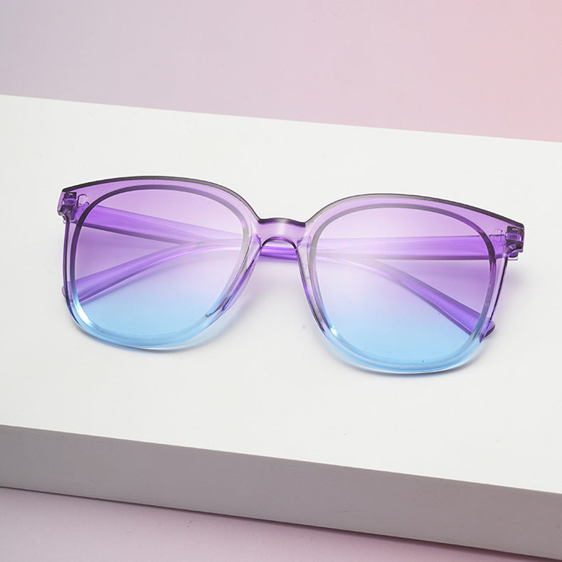 Wholesale fashion box generous simple and comfortable anti-ultraviolet sunglasses