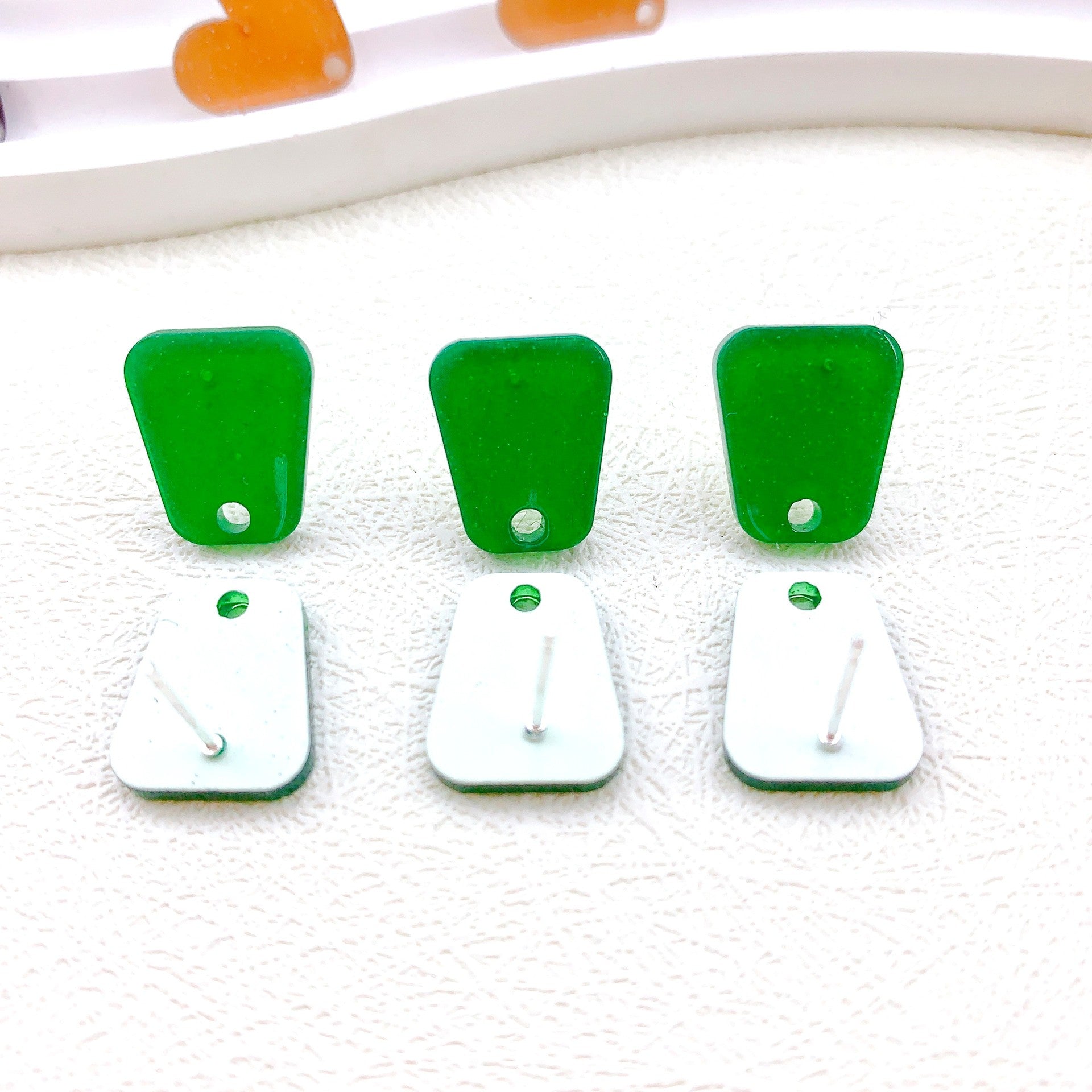 Wholesale 50PCS Handmade DIY Acrylic Fine Glitter Heart Trapezoid Colorful 925 Silver Needle Hole Earrings