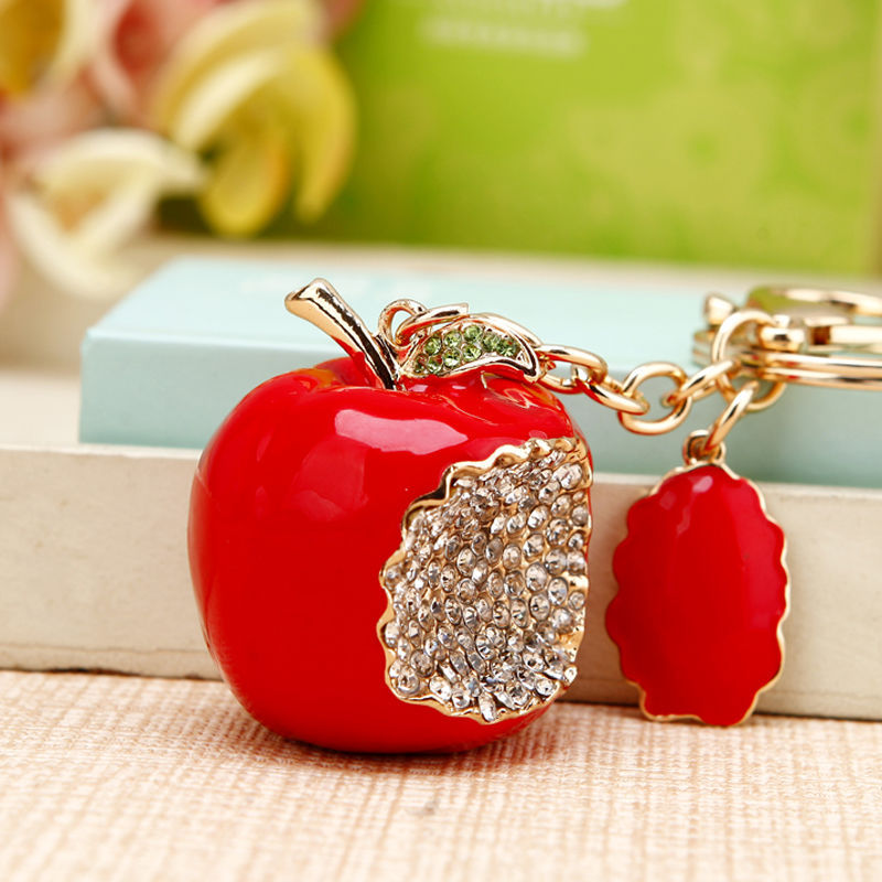 Wholesale Stylish Rhinestone Bear Keychain Car Key Accessory Bag Charm Champagne Zinc Alloy Wedding Gift For Resale