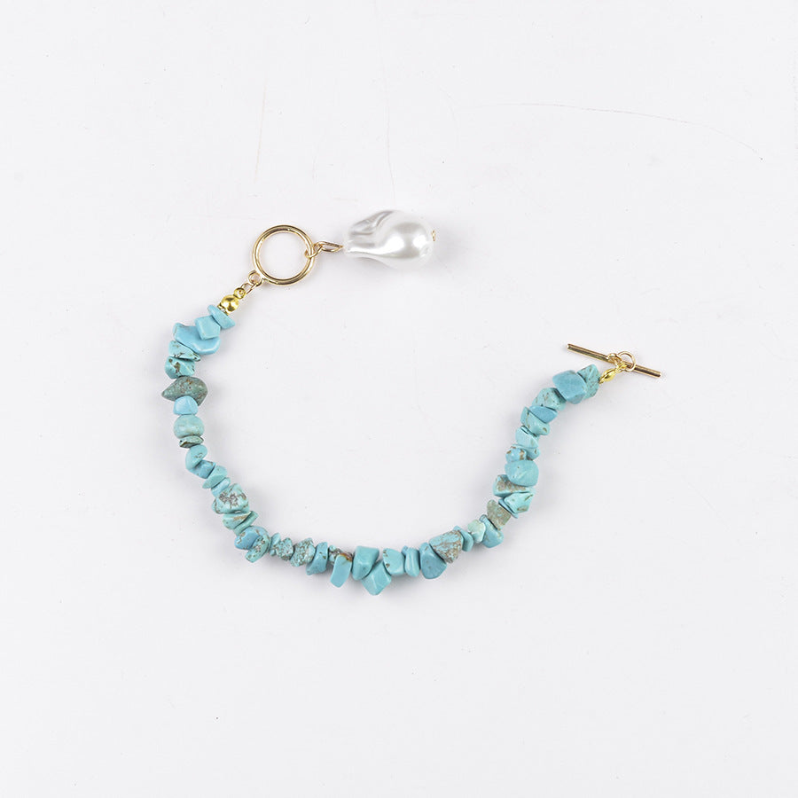 Wholesale Bohemian Turquoise Bead Necklace With Heart Pendant Zinc Alloy Electroplated Trendy Party Jewelry For Women Boutique Resale