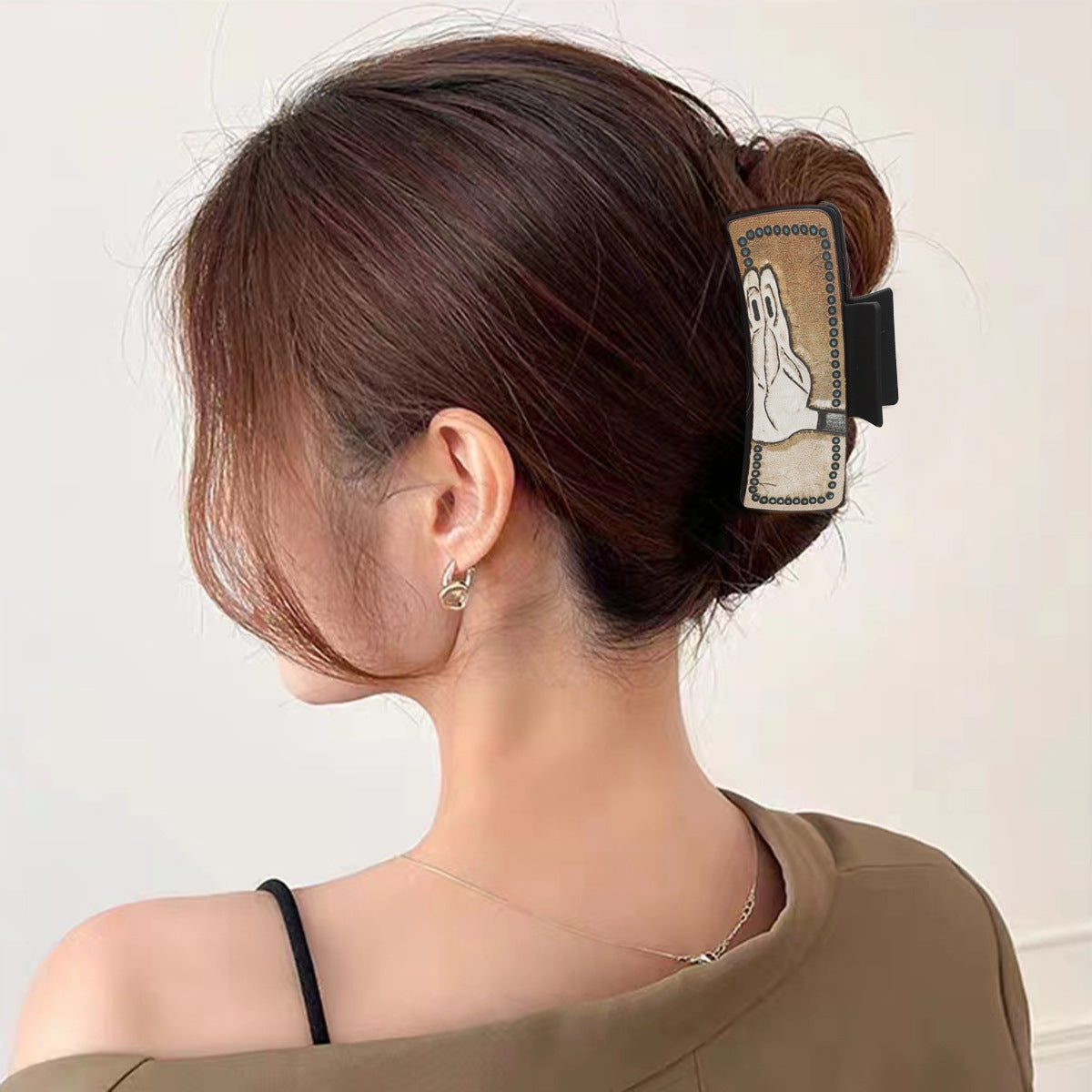 Wholesale Fashion Shark Hair Clip Cowboy Western Leather Bull Head Design For Women Everyday Styling Hair Accessory