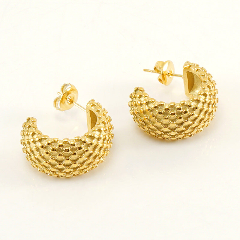 Wholesale Stainless Steel Fashion Polka Dot Simple Style C-Shaped Titanium Steel 18K Gold Earrings
