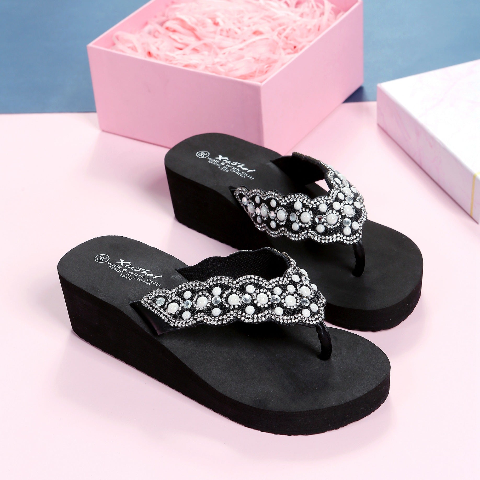 Wholesale Breathable Pearl Outdoor Wedge Heel Flip Flops