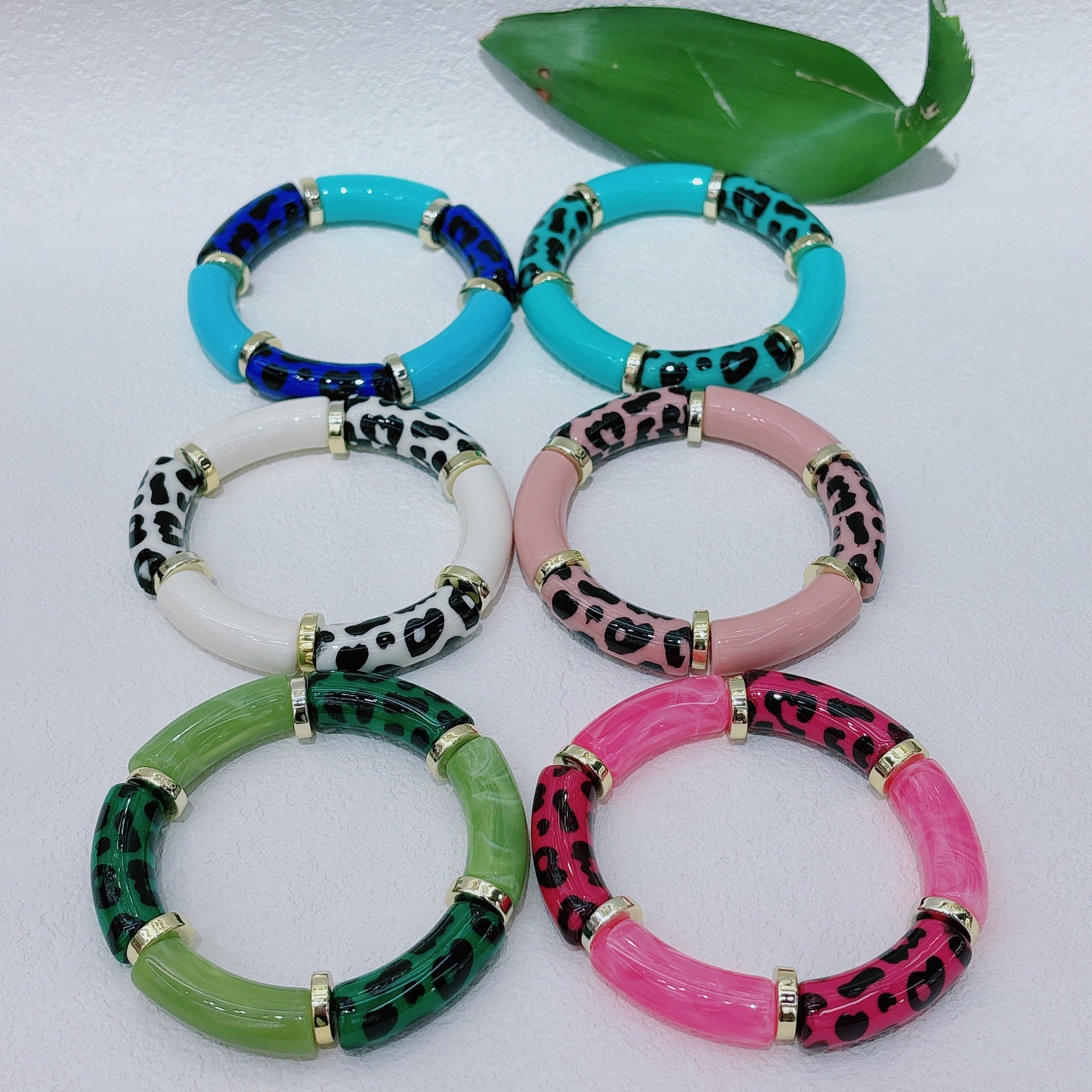 Wholesale Fashion Personality New Leopard Bend Tube Bracelet