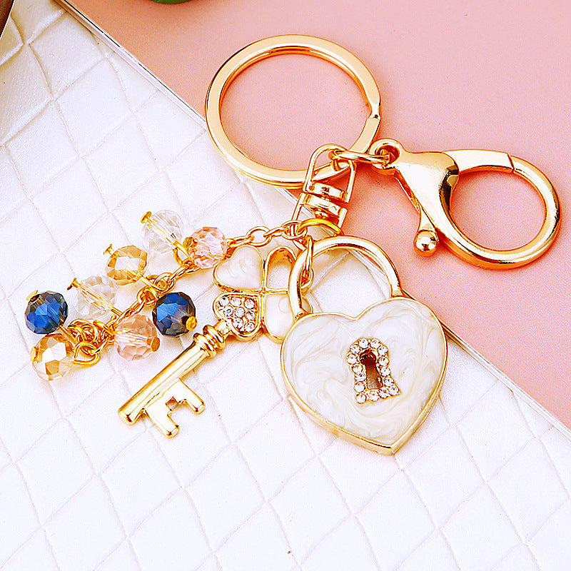 Wholesale Pink Four Leaf Clover Love Lock Keychain Rhinestone Inlaid Metal Car Key Ring Fashion Accessory Gift