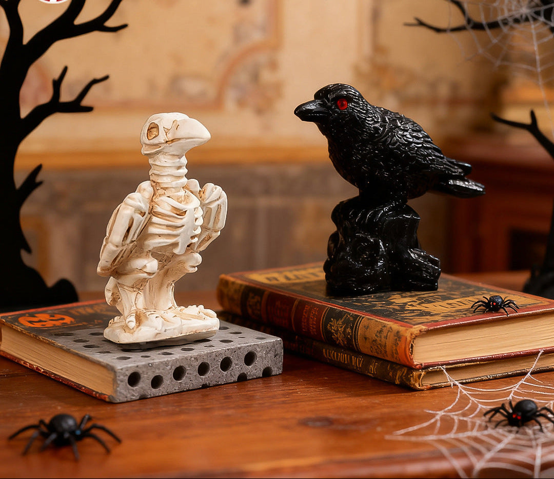 Wholesale  Resin Skeleton Crow Figurine Spooky Gothic Home Decor Accent Gift For Party