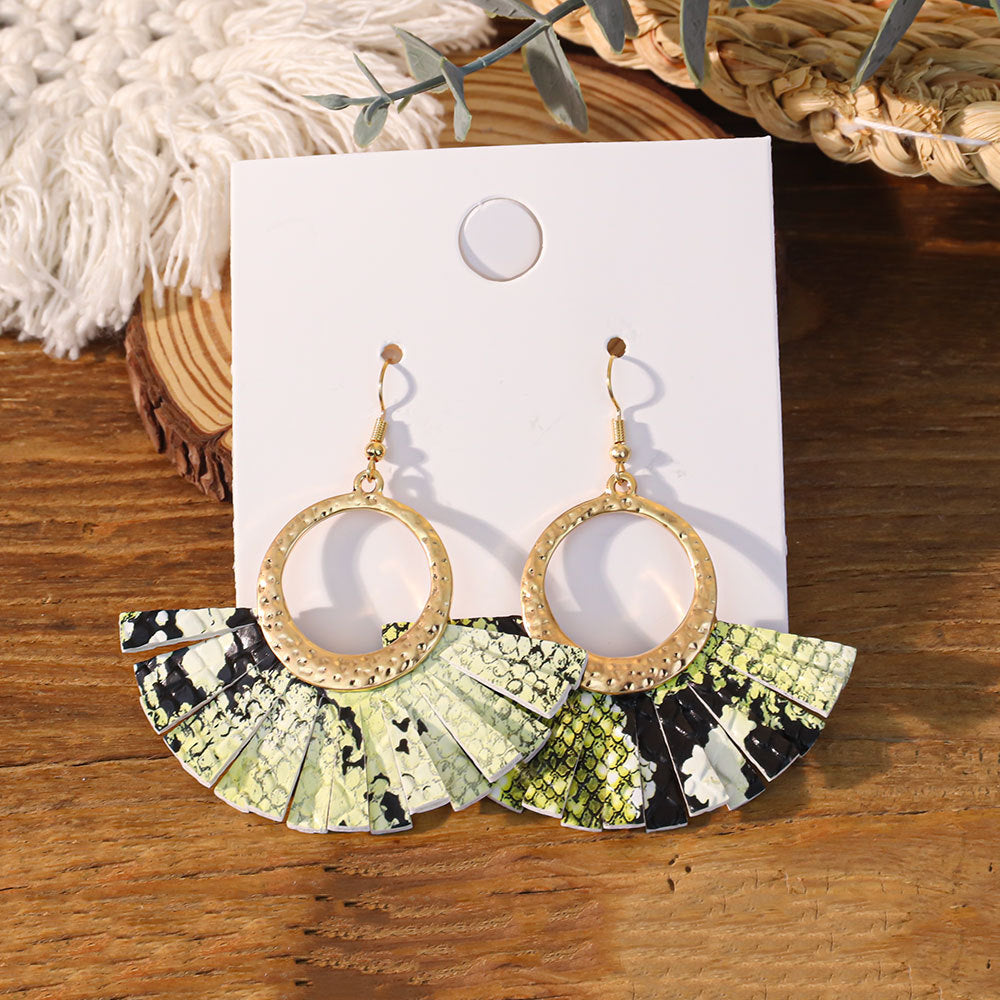 Wholesale Western-style snakeskin earrings