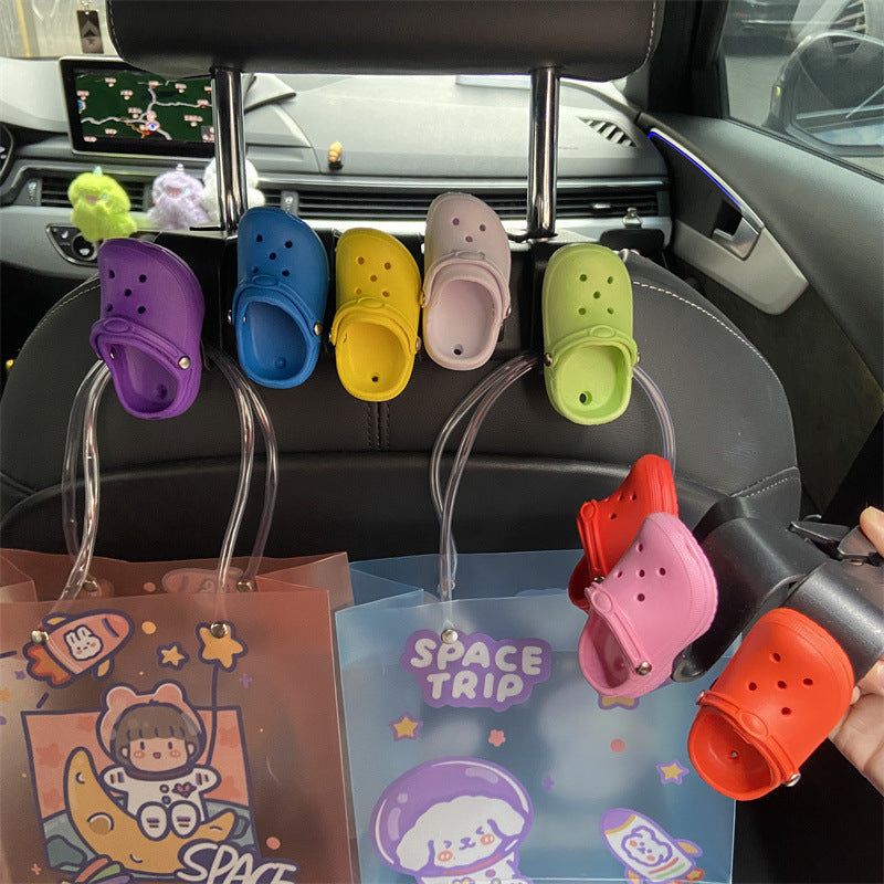 Wholesale Plastic Car with Small Hook Hole Shoes